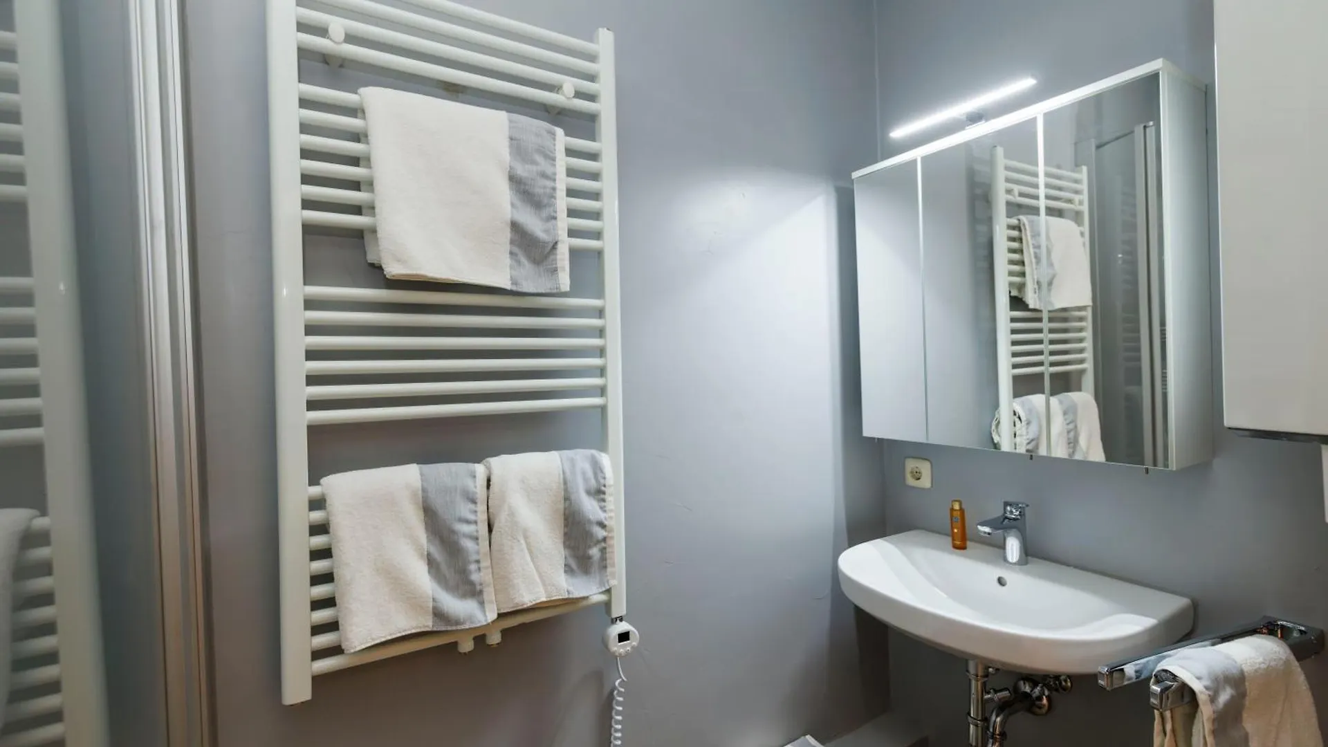 Apartment Zentrale Ferienwohnung Neu Renoviert Diessen am Ammersee